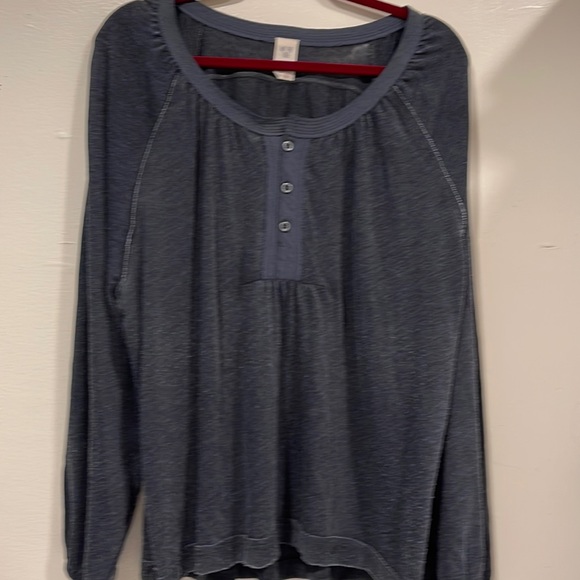 Oversized Free People top. Medium - Picture 1 of 6